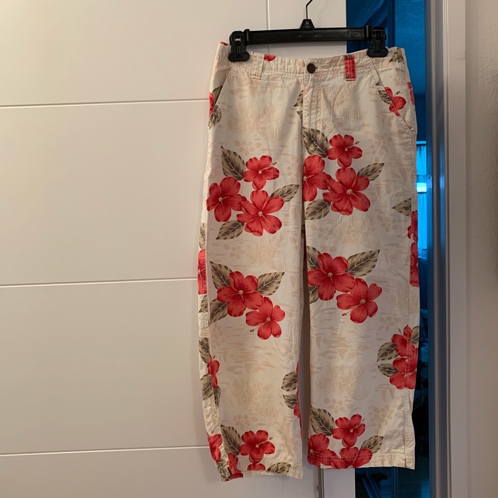 Capri pants
